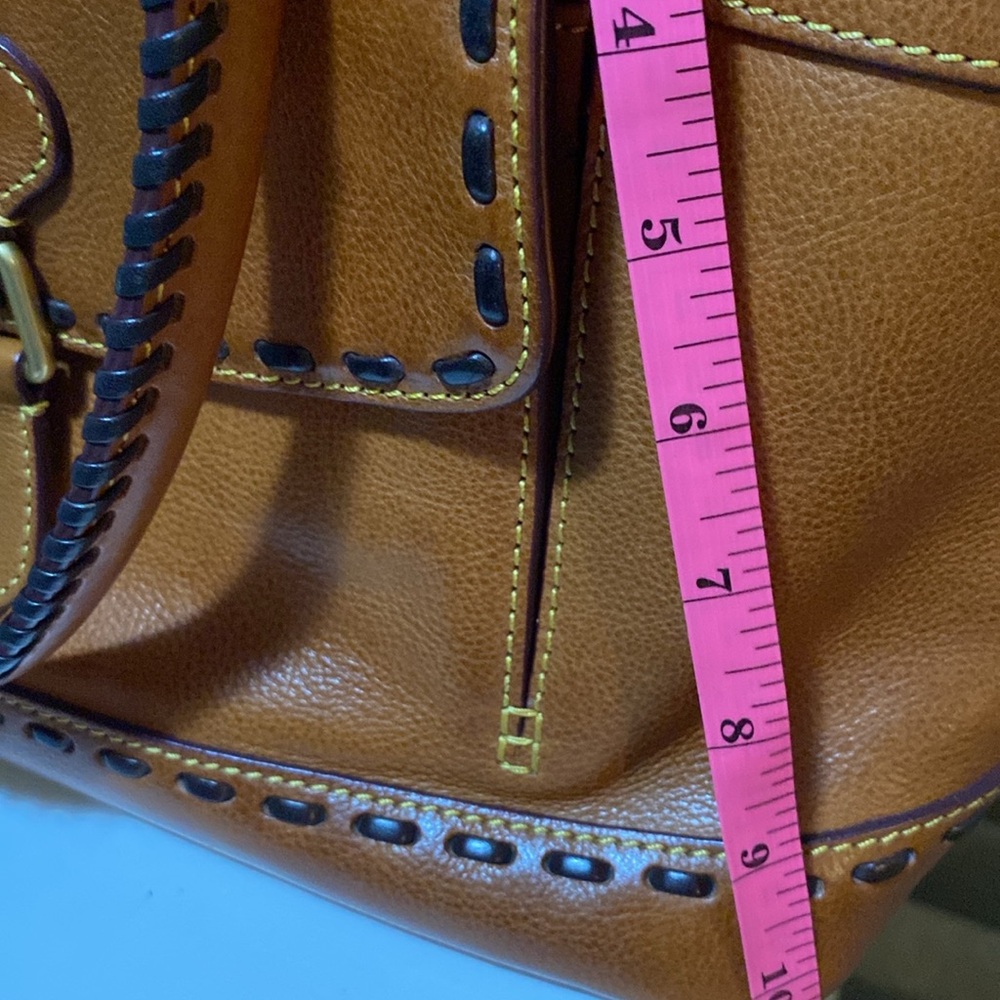 Dooney and Bourke handbag - Picture 7 of 7